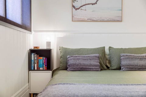 Manning Private Escape By Swan Bnb Management - Accommodation Gladstone 3