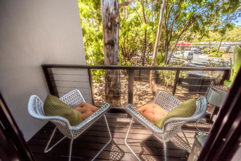MARGARET FOREST RETREAT Apartment 129 - Located Within Margaret Forest, In The Heart Of The Town Centre Of Margaret River, Spa Apartment! - Accommodation Gladstone 0