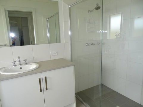 Marina Belle - Accommodation Gladstone 2