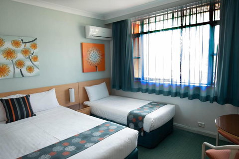 Markets Hotel - Accommodation Gladstone 1