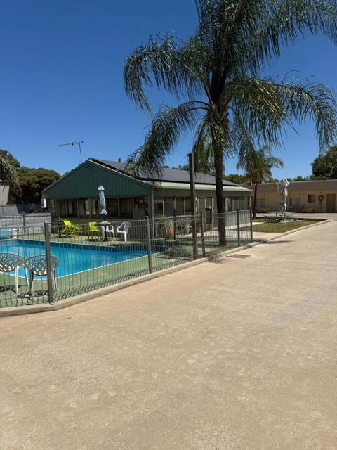 Mia Motel - Accommodation Gladstone 1
