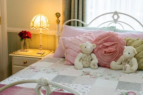 Milford Country Cottages - Accommodation Gladstone 1