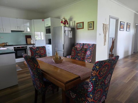 Millhouse On Pine - Accommodation Gladstone 2