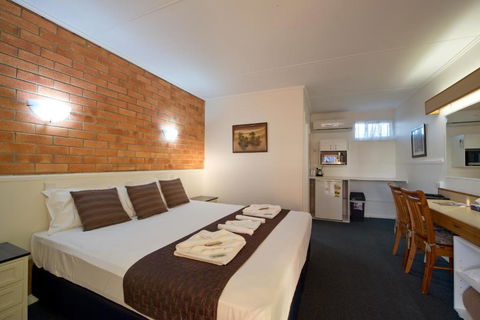 Mineral Sands Motel - Accommodation Gladstone 3