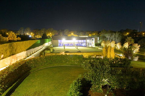 Miramare Gardens Boutique Accommodation - Accommodation Gladstone 0
