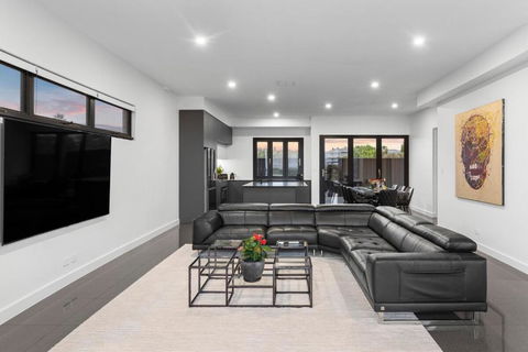Moana Sands - Luxury Beachfront - Accommodation Gladstone 3