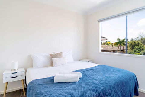 Modern Home In Central Oakleigh East - Accommodation Gladstone 1