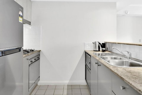 Modern Spacious Chatswood Apartment H1016 - Accommodation Gladstone 3