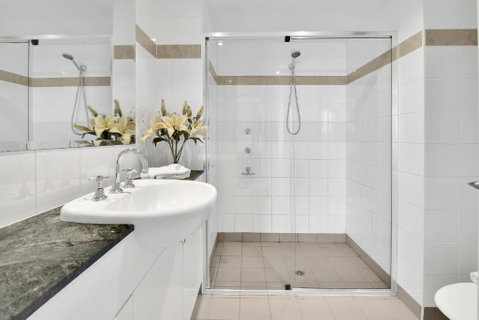 Modern Spacious Chatswood Apartment H1016 - Accommodation Gladstone 2