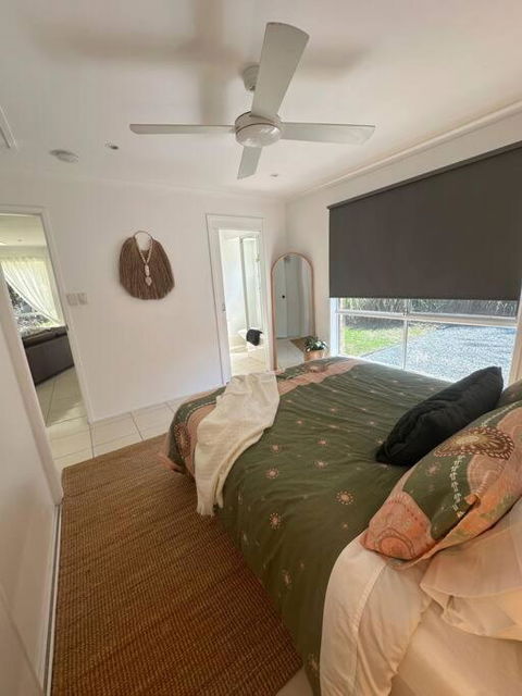 Moondance Retreat - Accommodation Gladstone 3