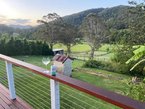 Misty Mountain Cottage At Krambach - Accommodation Gladstone 1