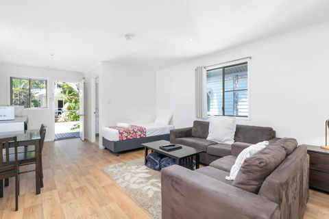 Mossman Resort Holiday Villas - Accommodation Gladstone 1