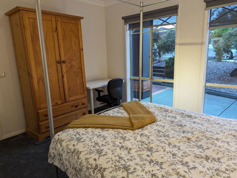 Mountain Haven - Accommodation Gladstone 3