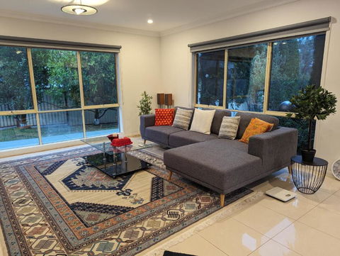 Mountain Haven - Accommodation Gladstone 1