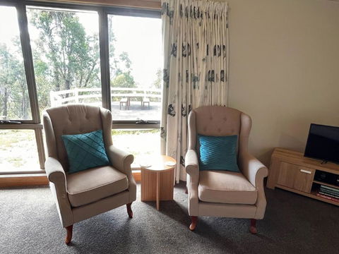 Mountain Tranquility - Accommodation Gladstone 1