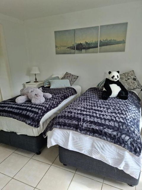 Mountshannon - Accommodation Gladstone 3