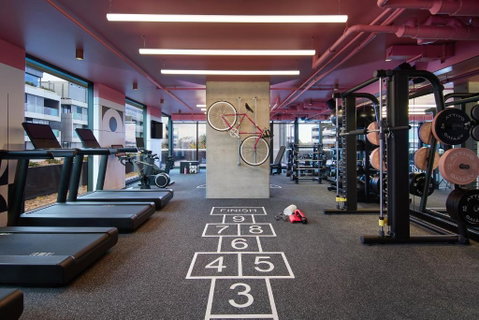 Moxy Sydney Airport - Accommodation Gladstone 3