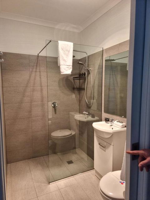 Myrtleford Hotel - Accommodation Gladstone 3