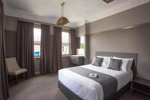 Nags Head Hotel - Accommodation Gladstone 0