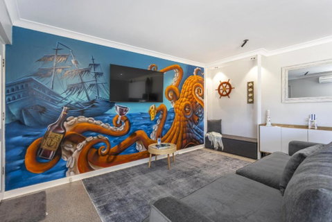 Nautical Nook - EXECUTIVE ESCAPES - Accommodation Gladstone 1