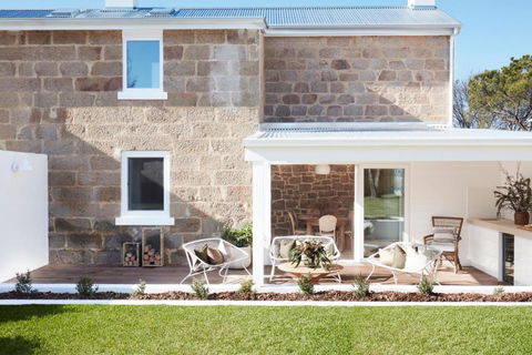 Nest Stays - Accommodation Gladstone 0
