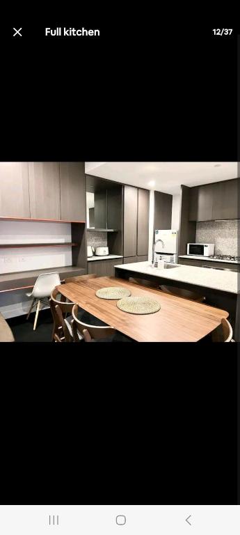 NESUTO DOCKLANDS - Accommodation Gladstone 1