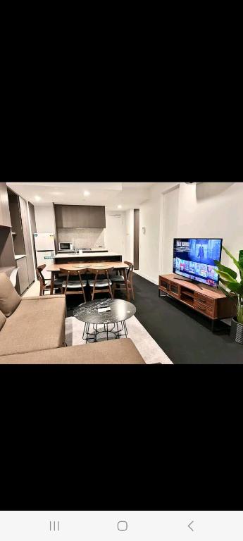 NESUTO DOCKLANDS - Accommodation Gladstone 3