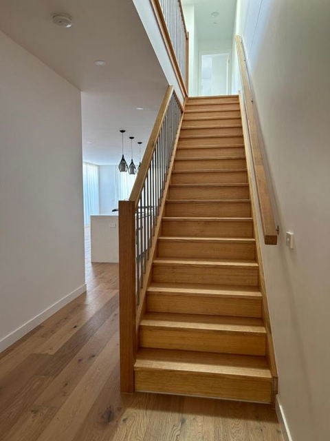 New 2-story House With 4 Bedrooms And 3 Shower Rooms - Accommodation Gladstone 1