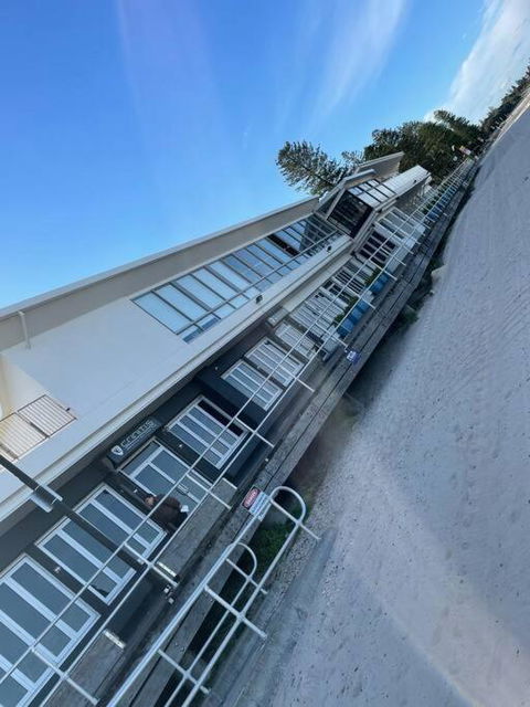 NEW Furnish, 3 Min SYD Airport, 1 Min Walk Beach - Accommodation Gladstone 1