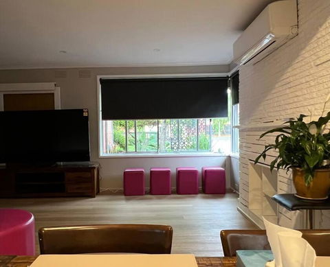 Newly Refurbished House- SuperFast Internet - Accommodation Gladstone 3