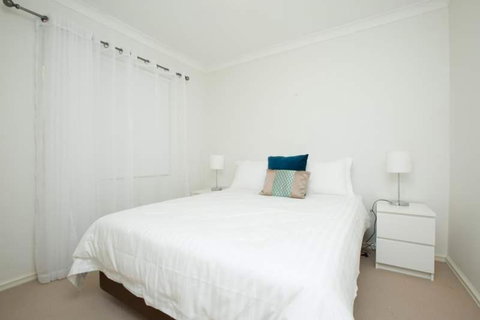 Mt Pleasant Short Stay - Accommodation Gladstone 1