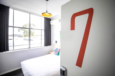 Nightcap At Ashley Hotel - Accommodation Gladstone 3