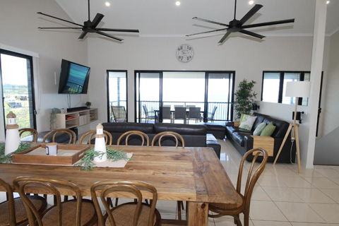 Nirvana - Accommodation Gladstone 3