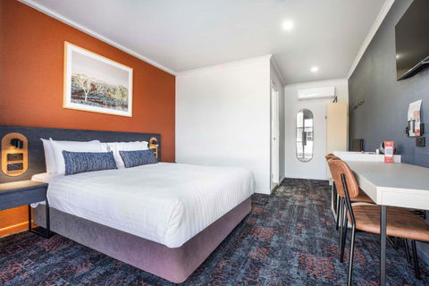 Nightcap At Horse & Jockey Hotel Warwick - Accommodation Gladstone 3