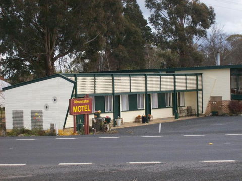 Nimmitabel Motel - Accommodation Gladstone 0