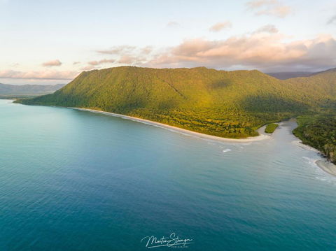 Noah Creek Eco Huts - Accommodation Gladstone 1