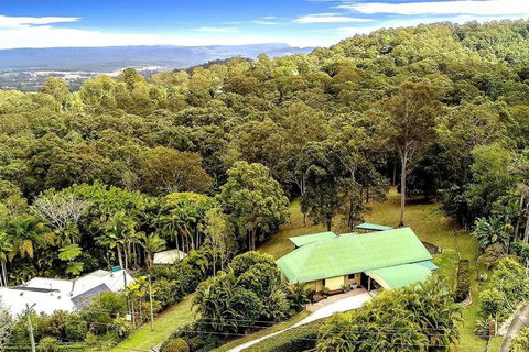 Noosa Hinterland Acreage Close To The Beach - Accommodation Gladstone 0