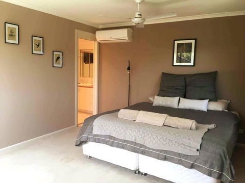 Noosa Hinterland Acreage Close To The Beach - Accommodation Gladstone 1