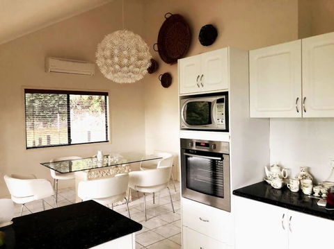 Noosa Hinterland Acreage Close To The Beach - Accommodation Gladstone 3
