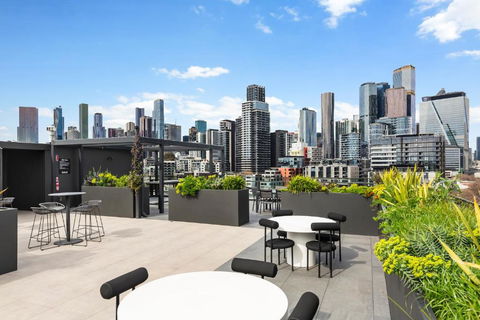 North Melbourne Apartments By Urban Rest - Accommodation Gladstone 0