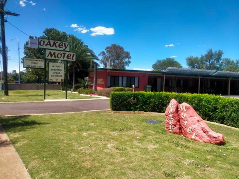 Oakey Motel - Accommodation Gladstone 3