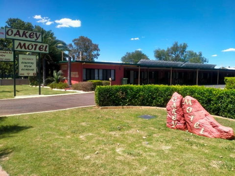 Oakey Motel - Accommodation Gladstone 0