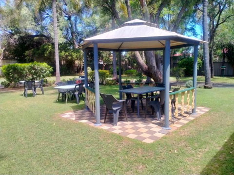 Oakey Motel - Accommodation Gladstone 2