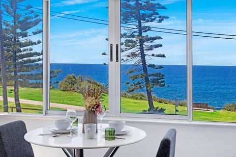 Ocean View 1 Bedroom Private Apartment Next To Maroubra Beach - Accommodation Gladstone 1