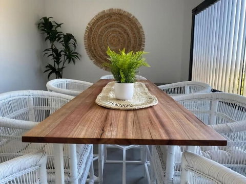 Ocean View Townhouse - Accommodation Gladstone 1