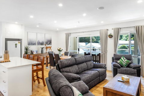 Olinda Two Bedroom Apartment - B2 - Accommodation Gladstone 3