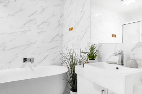 Olinda Village Apartment - A2 - Accommodation Gladstone 2