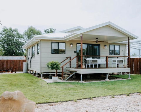 Olive Grove Winton - Accommodation Gladstone 2