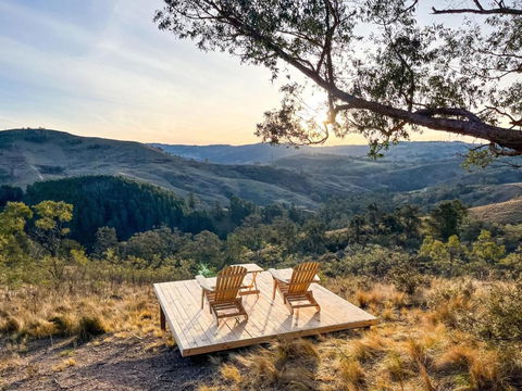 Olive Hill Spa, Views & Home Cinema - Accommodation Gladstone 2