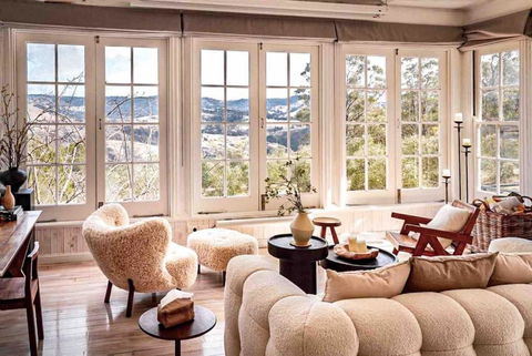 Olive Hill Spa, Views & Home Cinema - Accommodation Gladstone 3